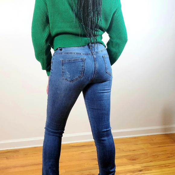 Skinny Jeans - price is firm - Picture 2 of 4